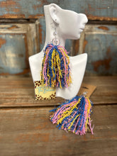 Load image into Gallery viewer, Pearl Tassel Chandelier
