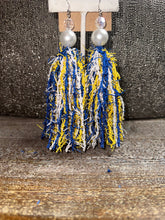 Load image into Gallery viewer, Pearl Tassel Chandelier