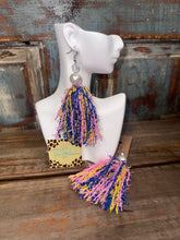 Load image into Gallery viewer, Pearl Tassel Chandelier