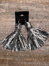Load image into Gallery viewer, Tassel & Chandelier Earrings