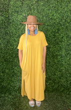 Load image into Gallery viewer, Hi..low maxi(plush size only)