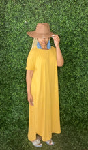 Load image into Gallery viewer, Hi..low maxi(plush size only)