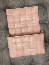 Load image into Gallery viewer, Jade Puffy Handbag