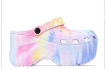 Load image into Gallery viewer, GARDENER CHUNKY PLATFORM CLOG- tie dye