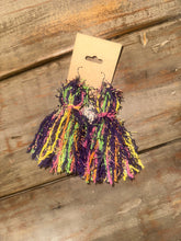 Load image into Gallery viewer, Tassel &amp; Chandelier Earrings
