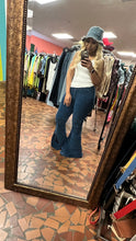 Load image into Gallery viewer, Bleau Corduroy Flare
