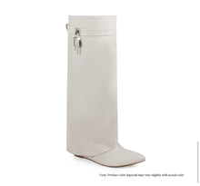 Load image into Gallery viewer, Akira
