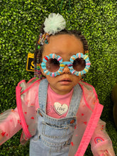 Load image into Gallery viewer, Lil Diva Blocker
