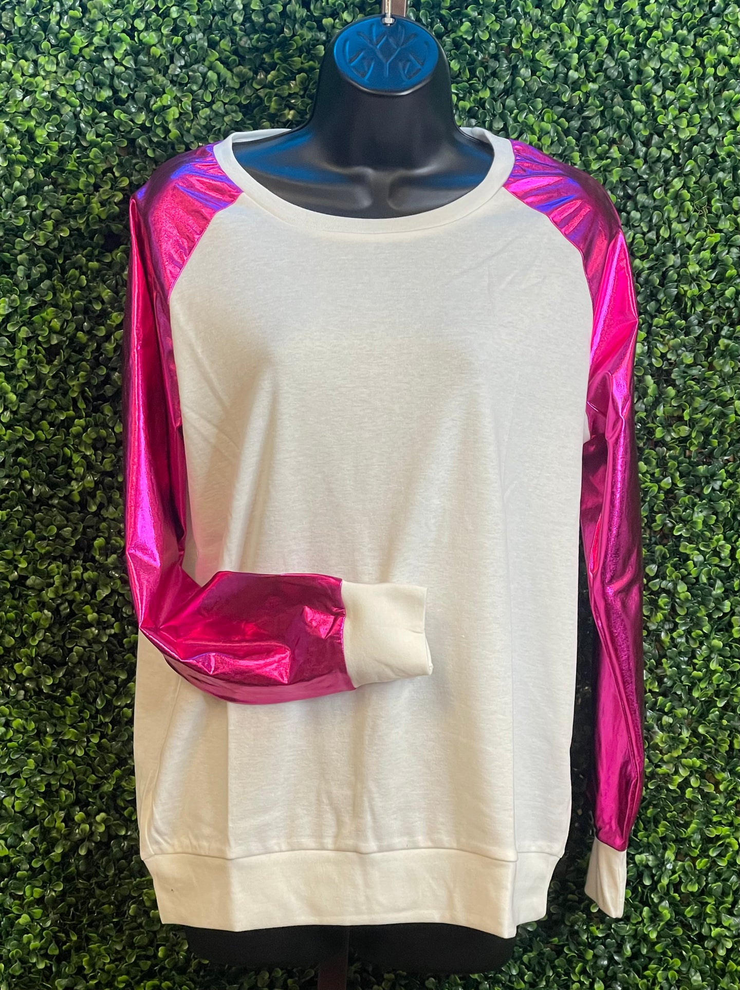 Majorette Raglan Top