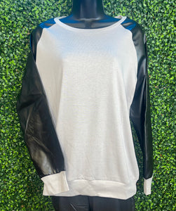 Majorette Raglan Top