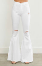 Load image into Gallery viewer, Fit for me white flares (reg. sz)
